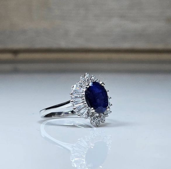 انگشتر زنانه یاقوت کبود