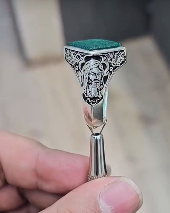 عقیق سبز خطی