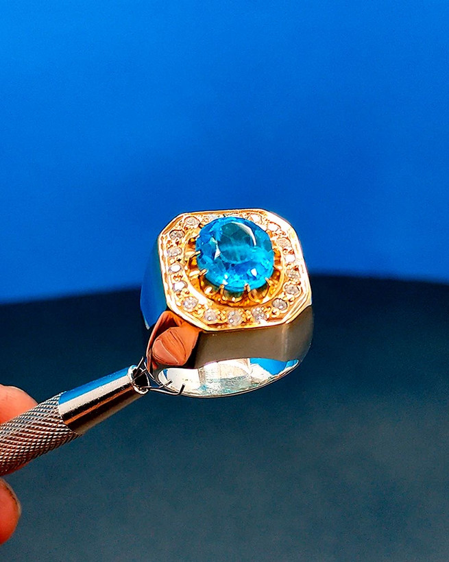 انگشتر توپاز