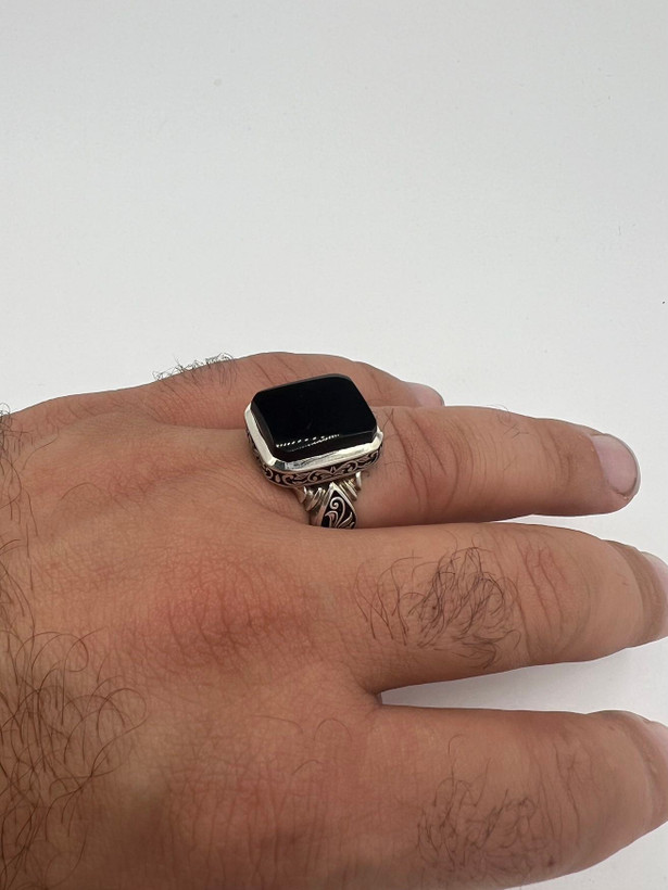 انگشتر عقیق جزع