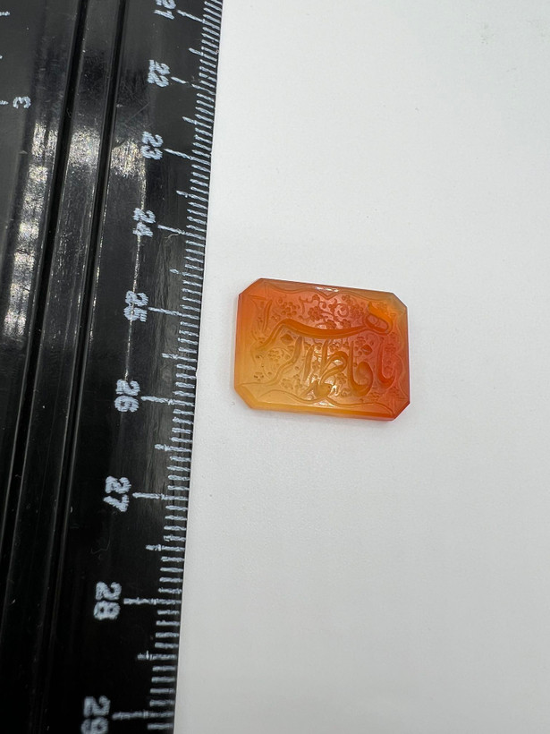 عقیق دورنگ خطی