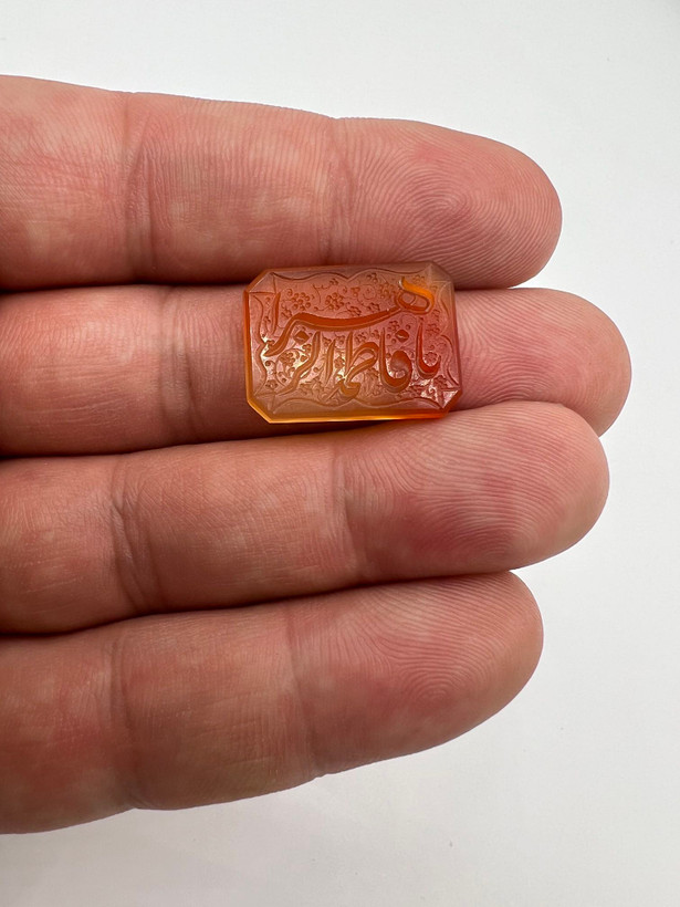 عقیق دورنگ خطی