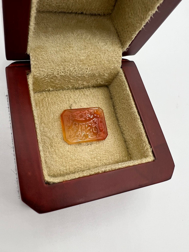 عقیق دورنگ خطی