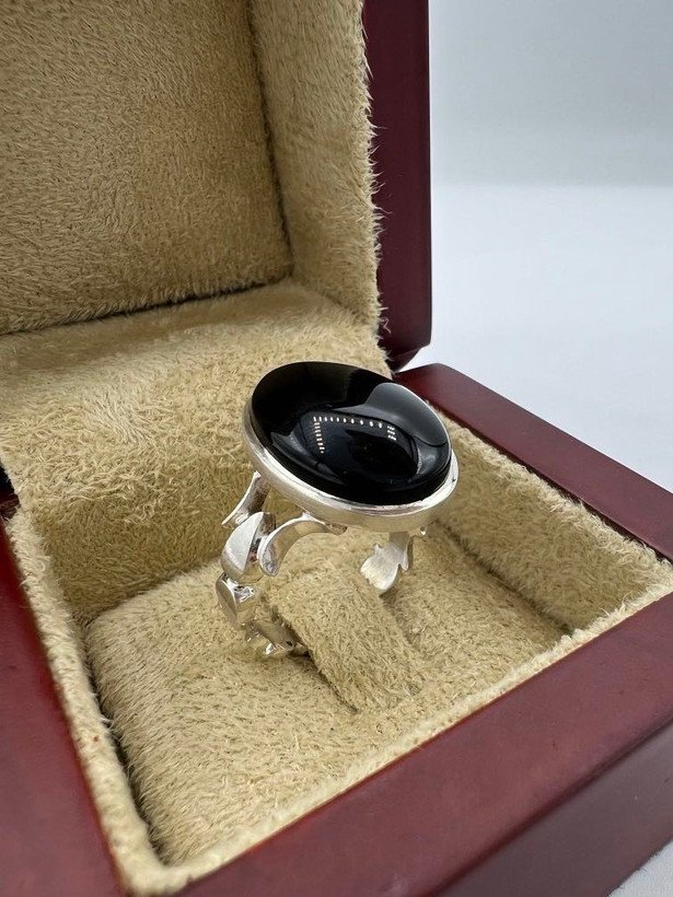 انگشتر عقیق جزع