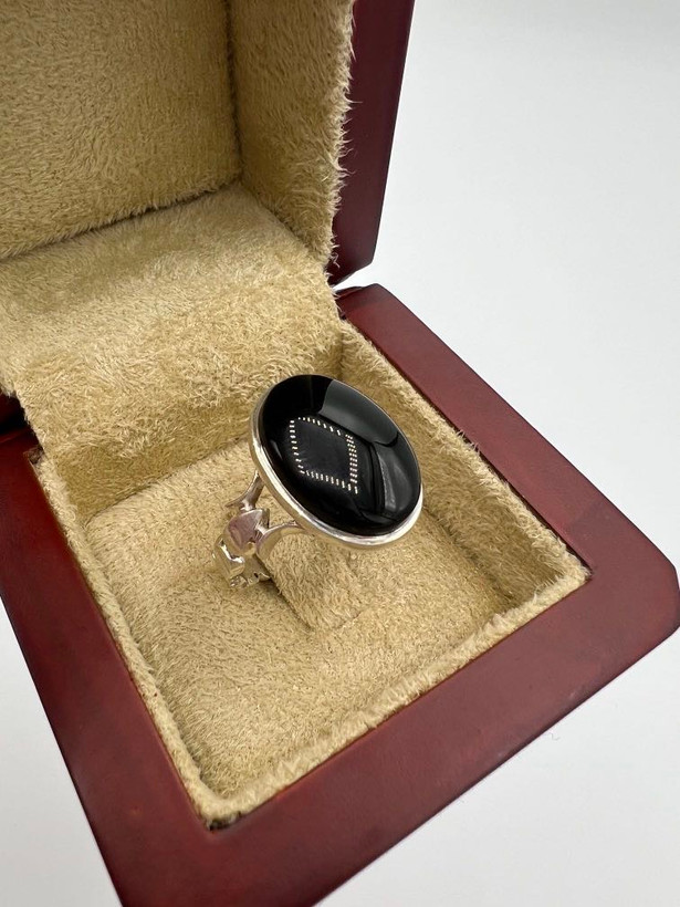 انگشتر عقیق جزع