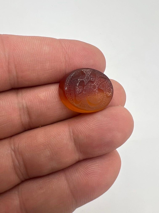 عقیق دورنگ خطی