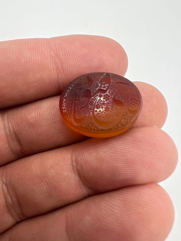 عقیق دورنگ خطی