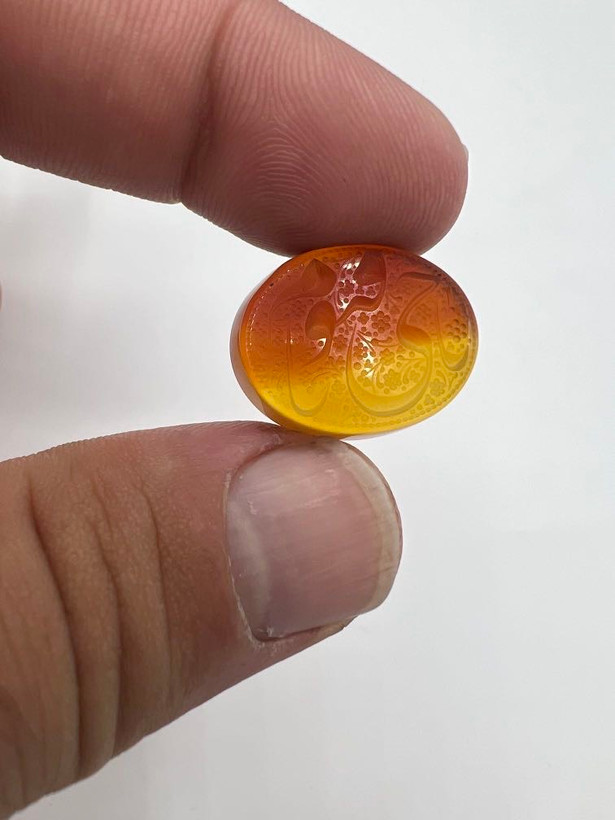 عقیق دورنگ خطی