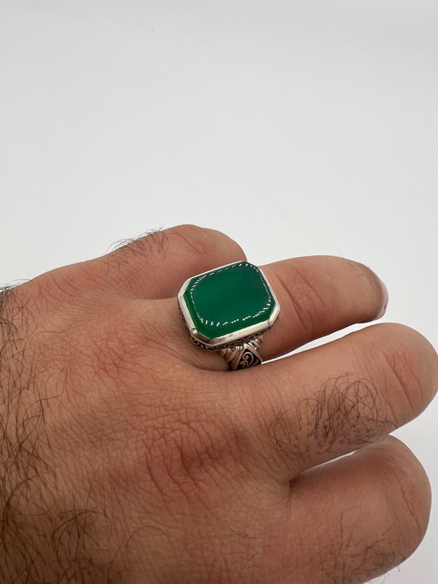 انگشتر عقیق سبز